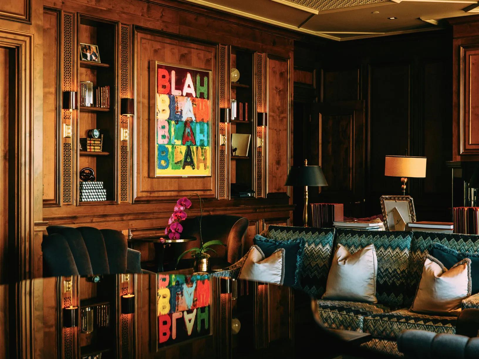 Facilities F-B Lifestyle ManorBar Staff