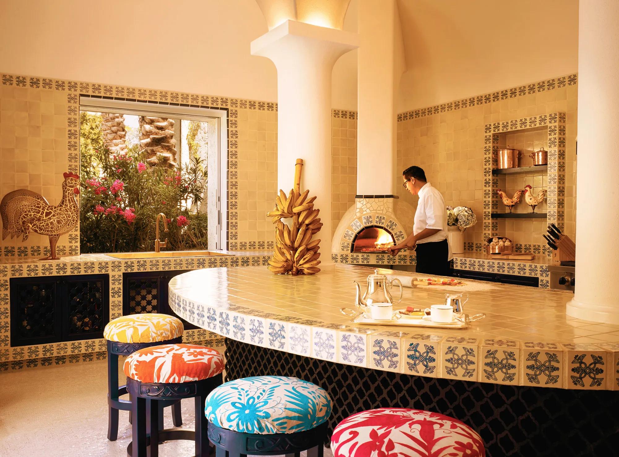 TyWarnerMansion_Chef_2