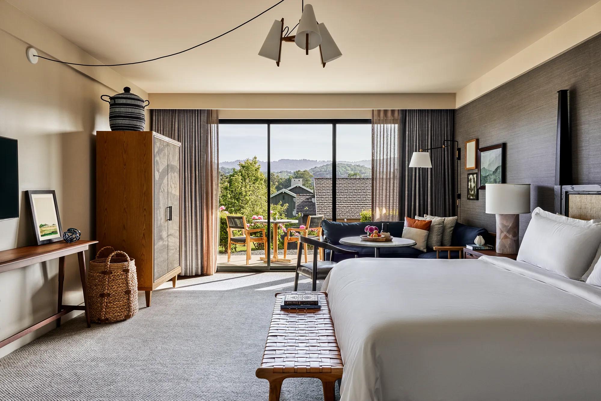 Rooms Accommodations Deluxe King