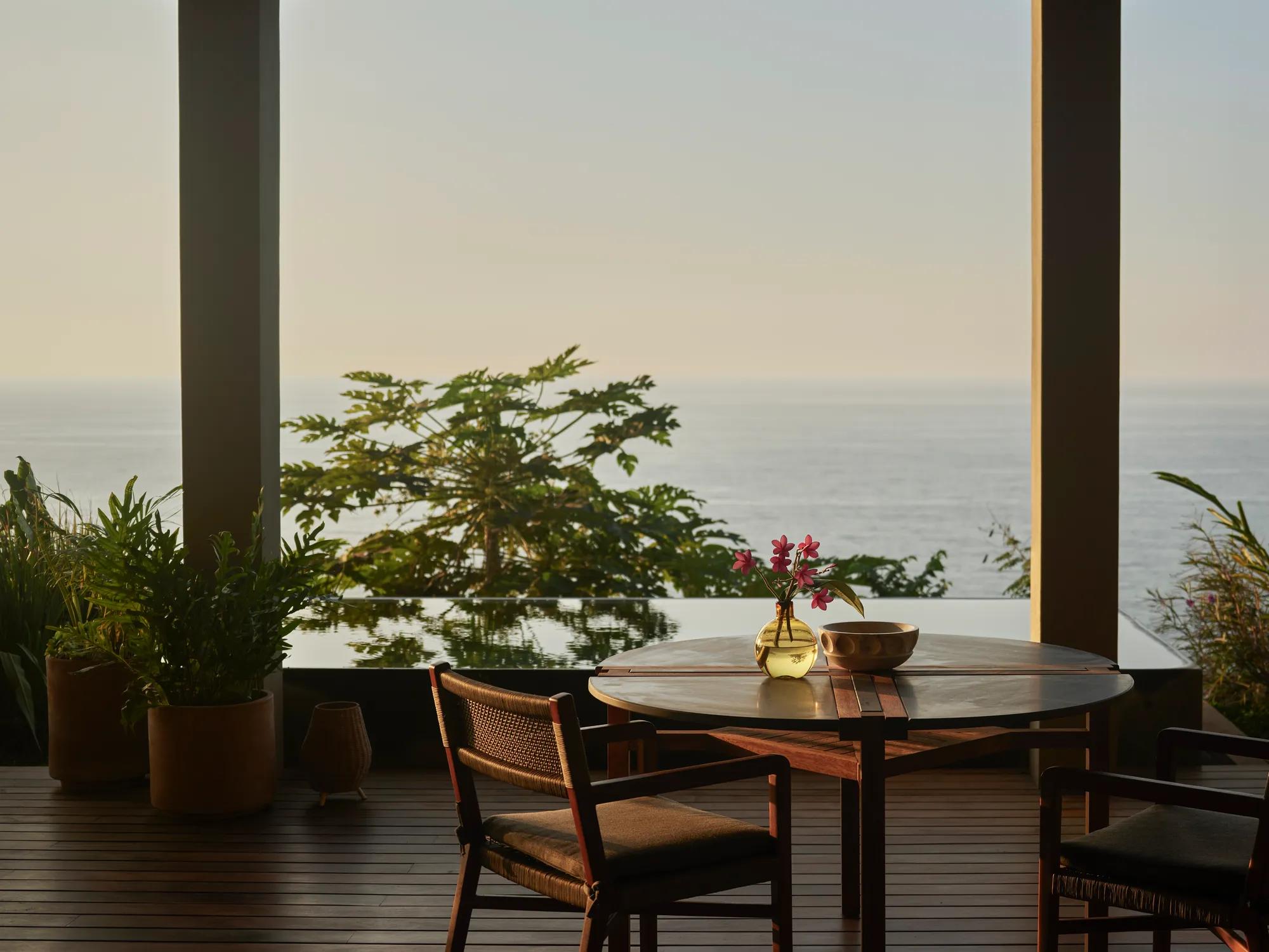 Ocean View Mountain Suite terrace