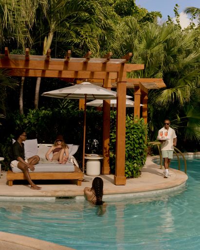 PublicSpaces S M Pools 055