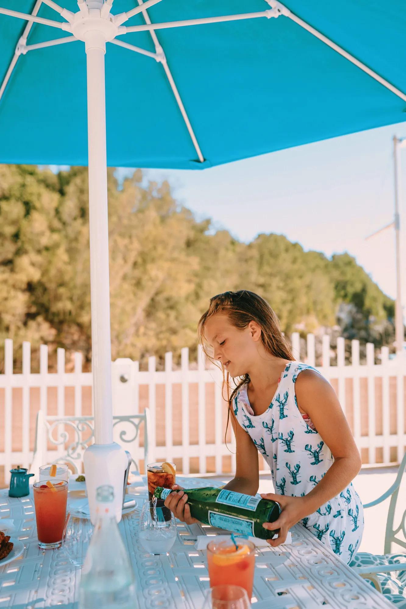 FB Restaurant BeachClub FountainPool