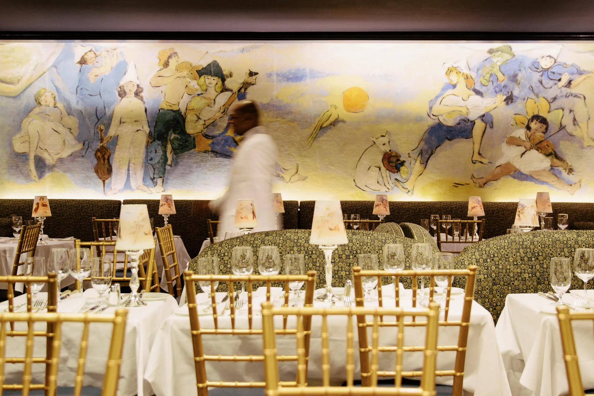 Restaurants Bars CafeCarlyle 1