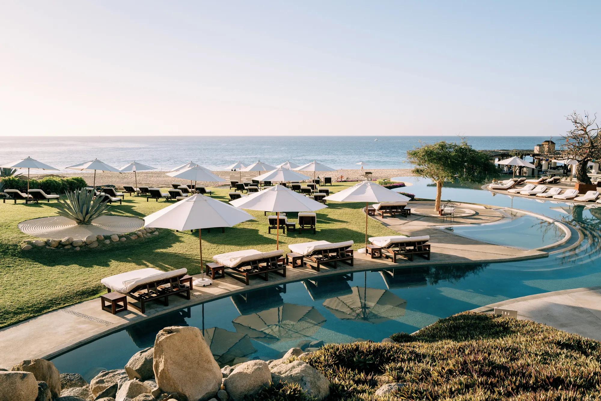 Infinity beachfront pool