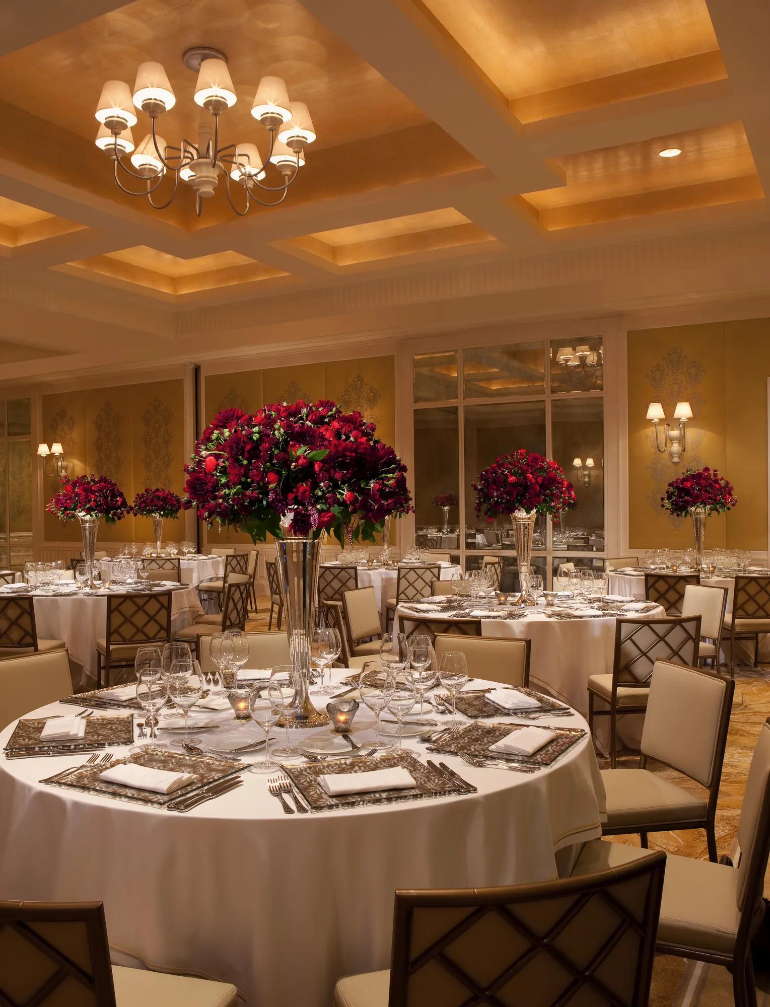 FACILITIES MEETINGSPACE BALLROOM WEDDINGS