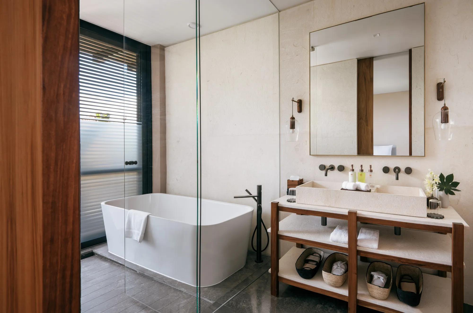 Beachfront Six Bedroom Villa