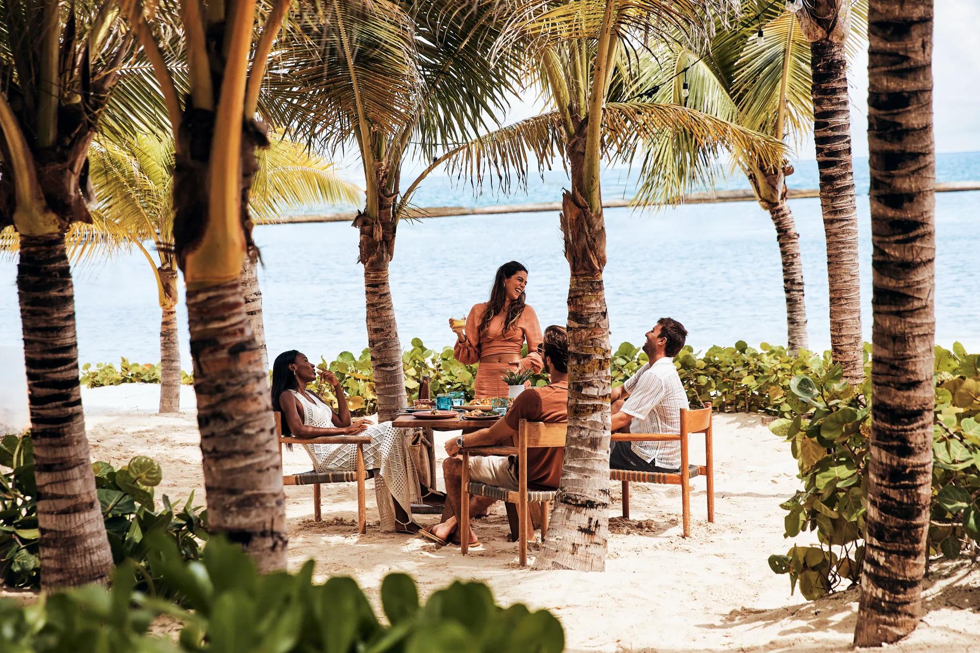 Aqui Me Quedo Beachfront Lifestyle