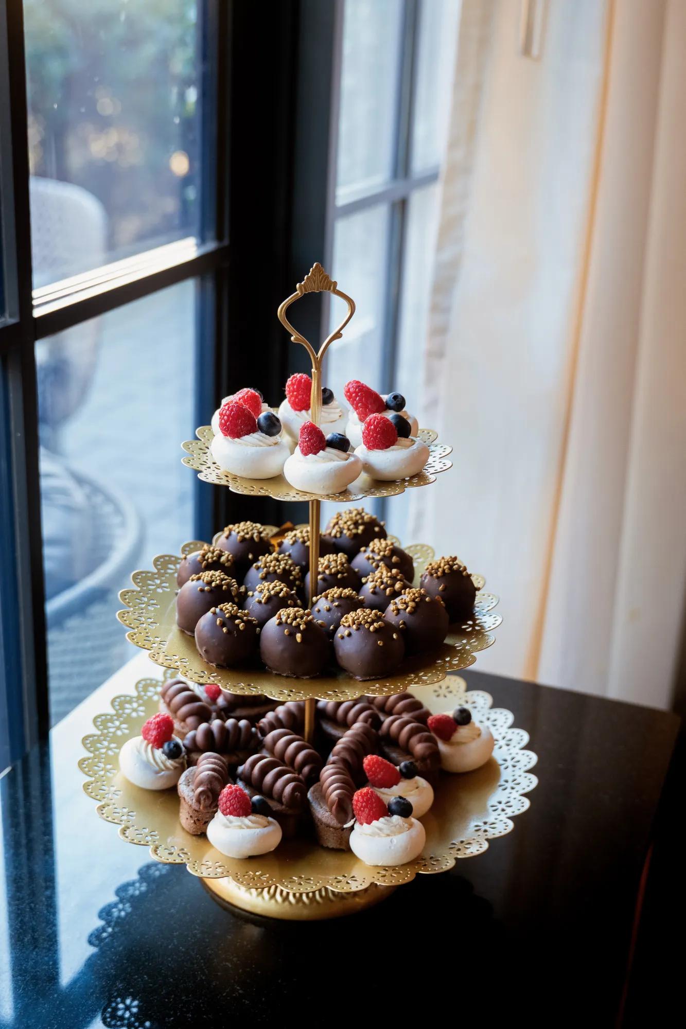 Cakes by CUT Petite 2025-7