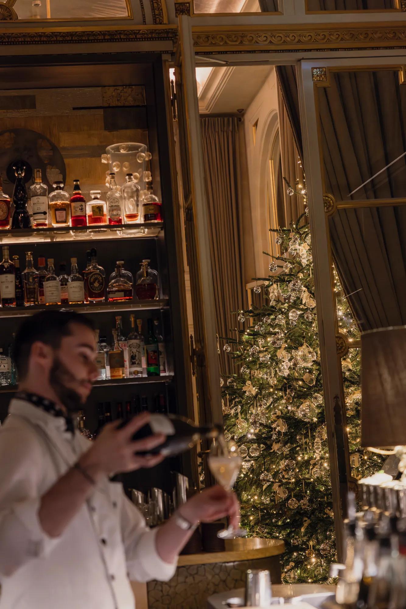 NEW YEAR'S EVE PARTY AT BAR LES AMBASSADEURS