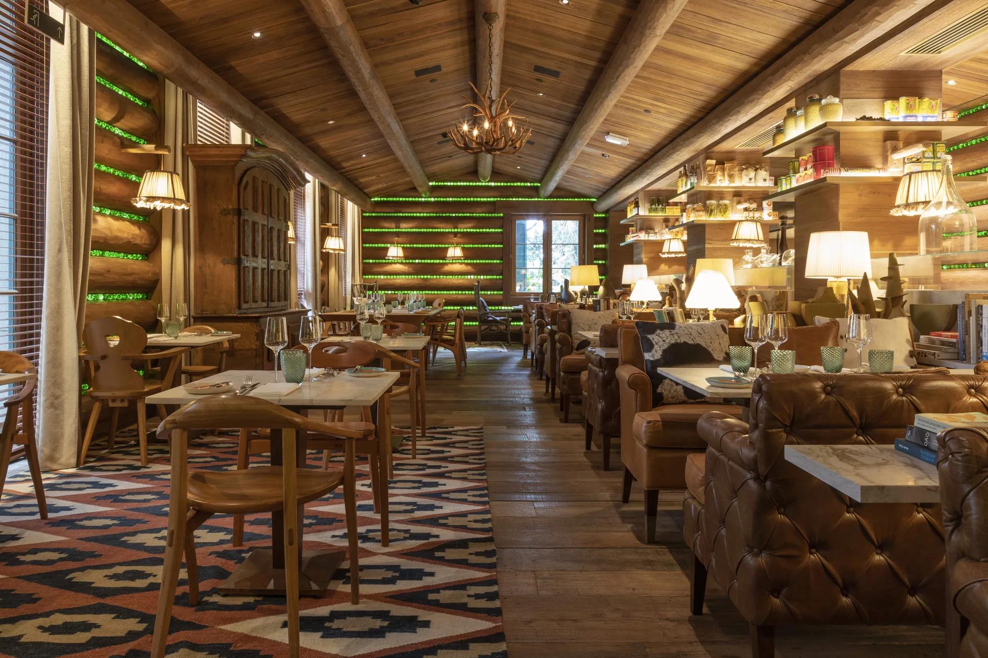 An image of the interior of Blaise at day