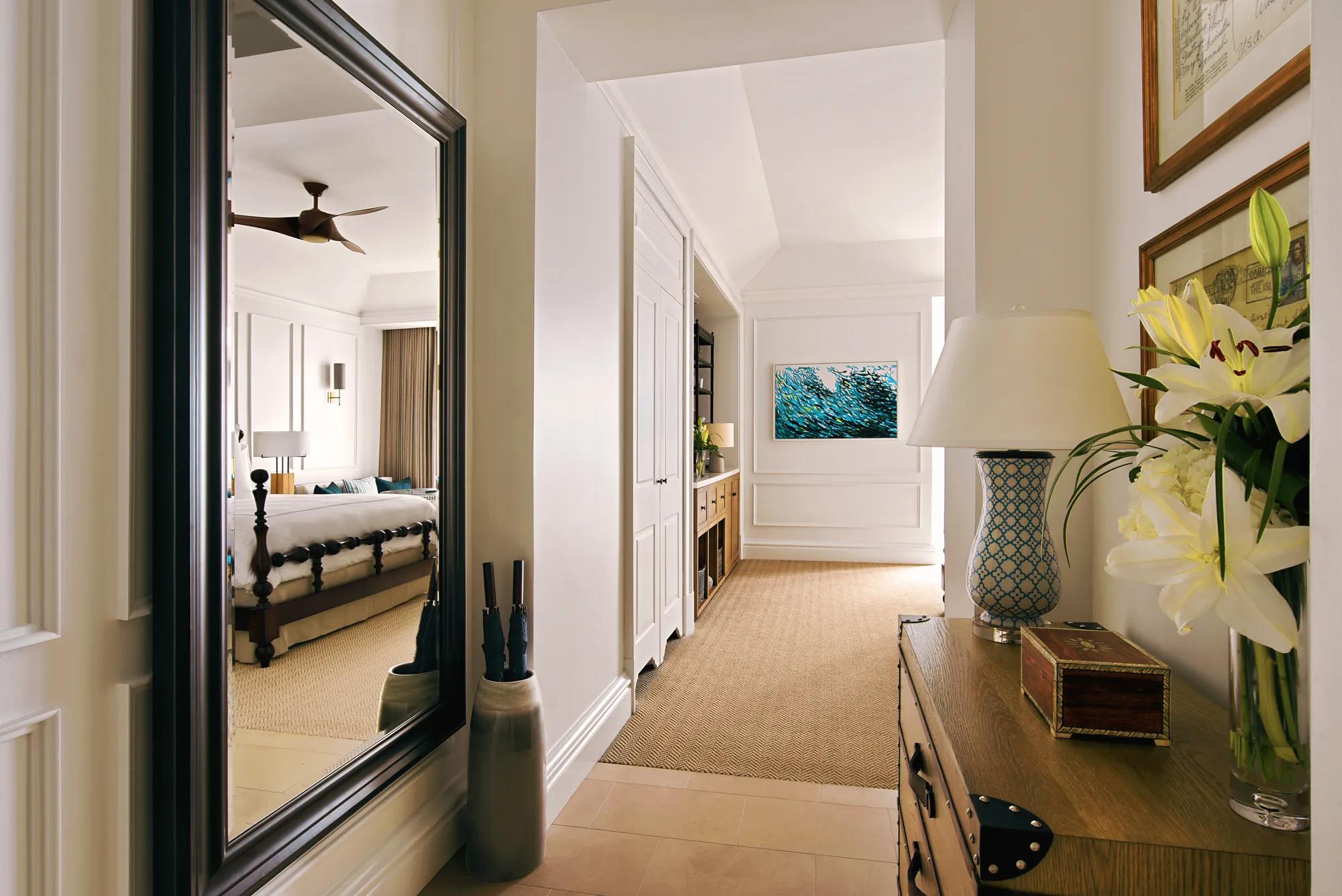 Ocean view queen entry
