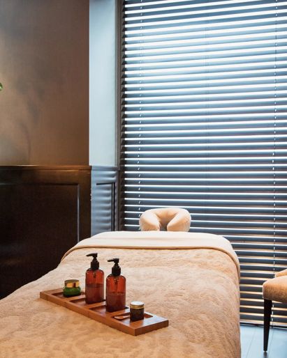 Spa bed