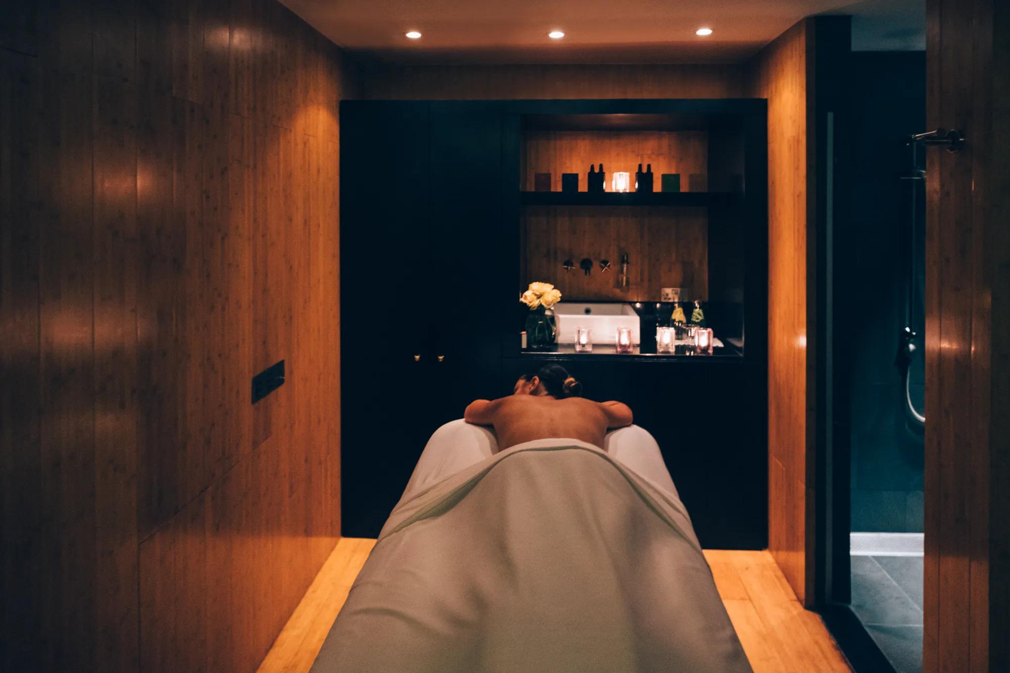 Couples massage offer at rosewood london