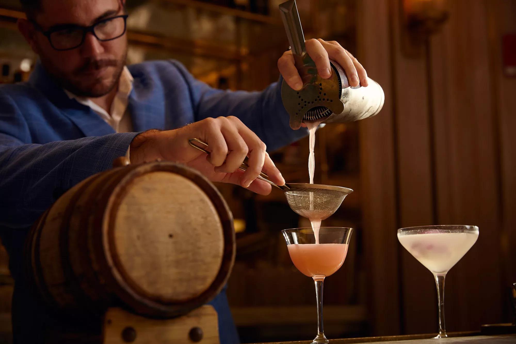 Facilities F B Lifestyle CafeBoulud 32