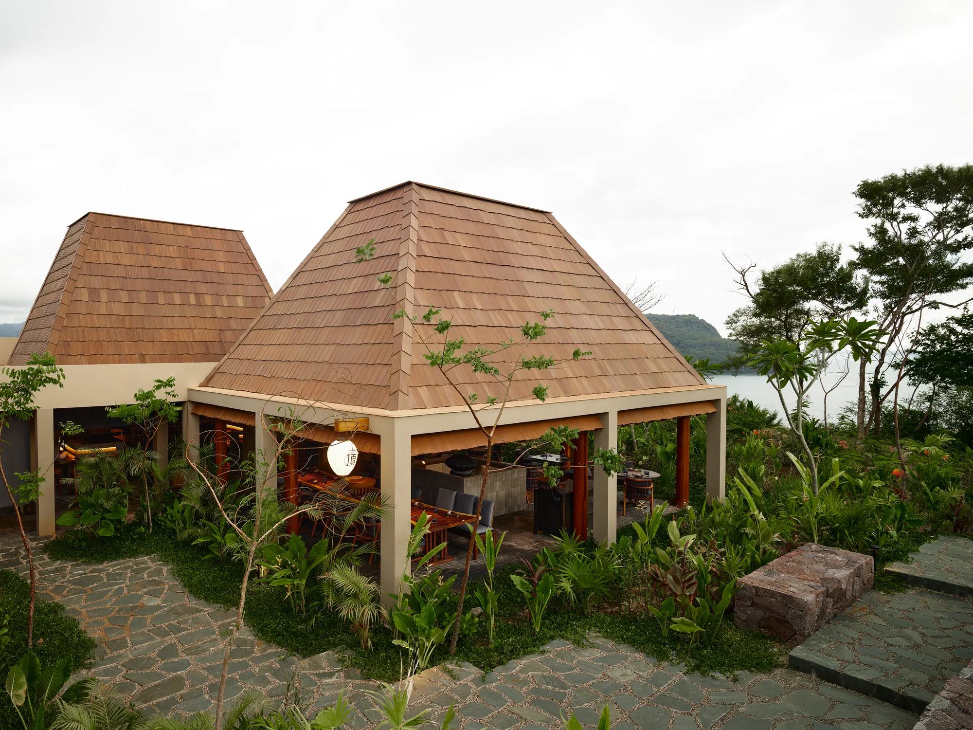 RWMDR_Facilities_Restaurant_Toppu_Exterior