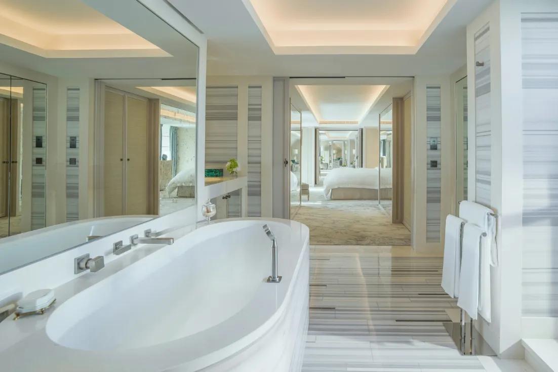 Ateliers D Artistes - L'Ecrivain