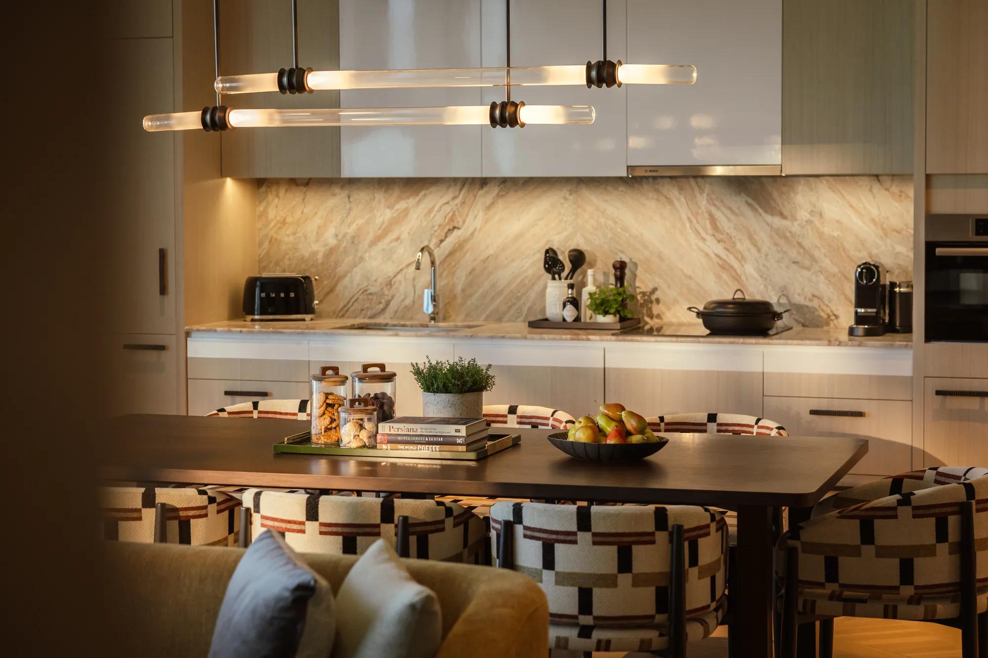 3Bedroom DiningRoom Vignettes 6646