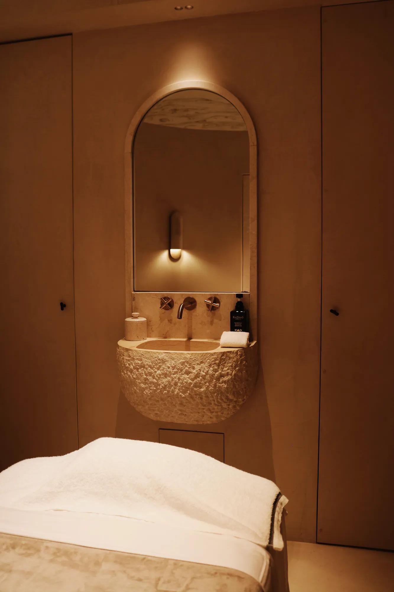 Sense-A-Rosewood-Spa Hair-Salon-David-Lucas 2020 4