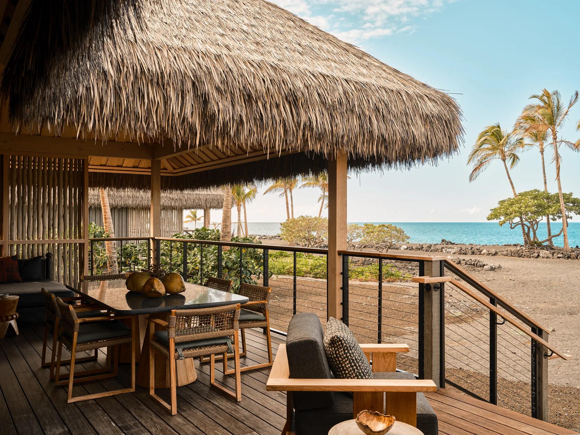 Kauhale Ocean Front Lanai