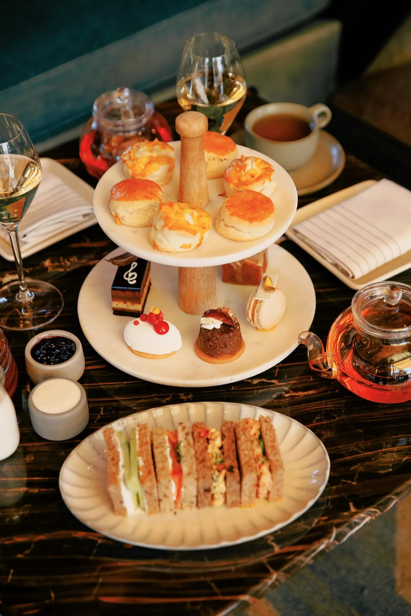 FOOD bEVERAGE FALL AFTERNOONTEA7