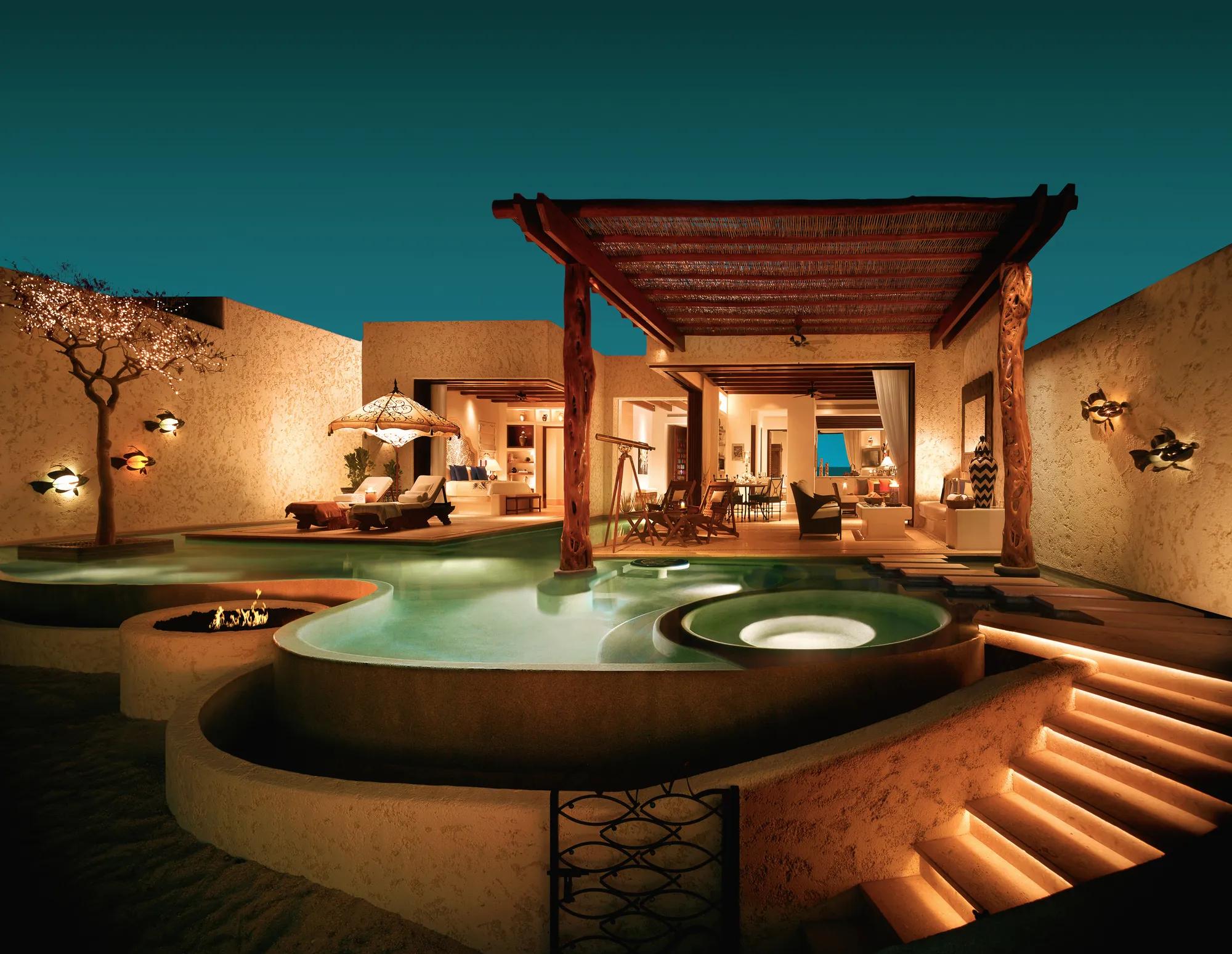 SignatureVilla_Beachfront_3