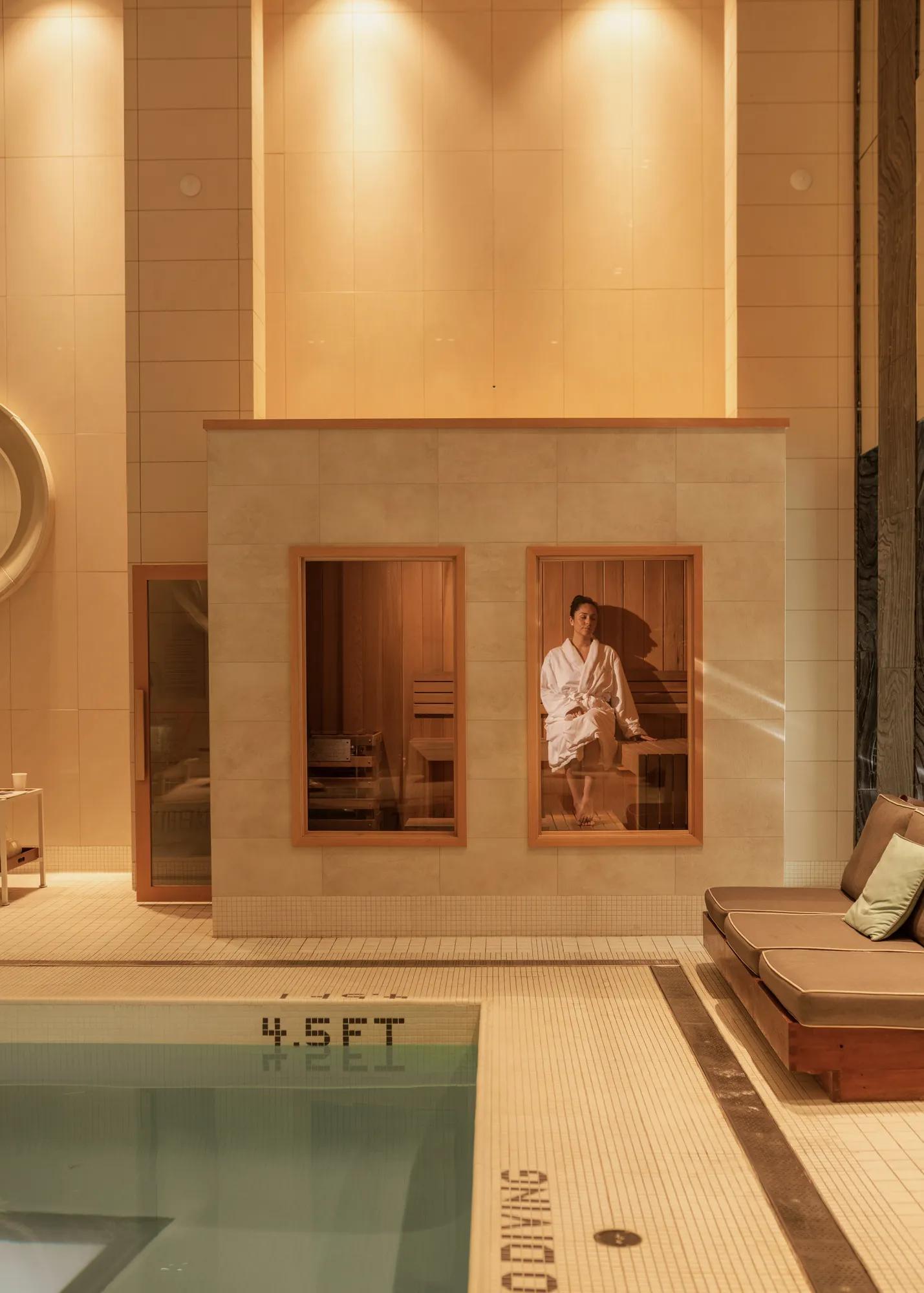 Indoor pool with dry sauna