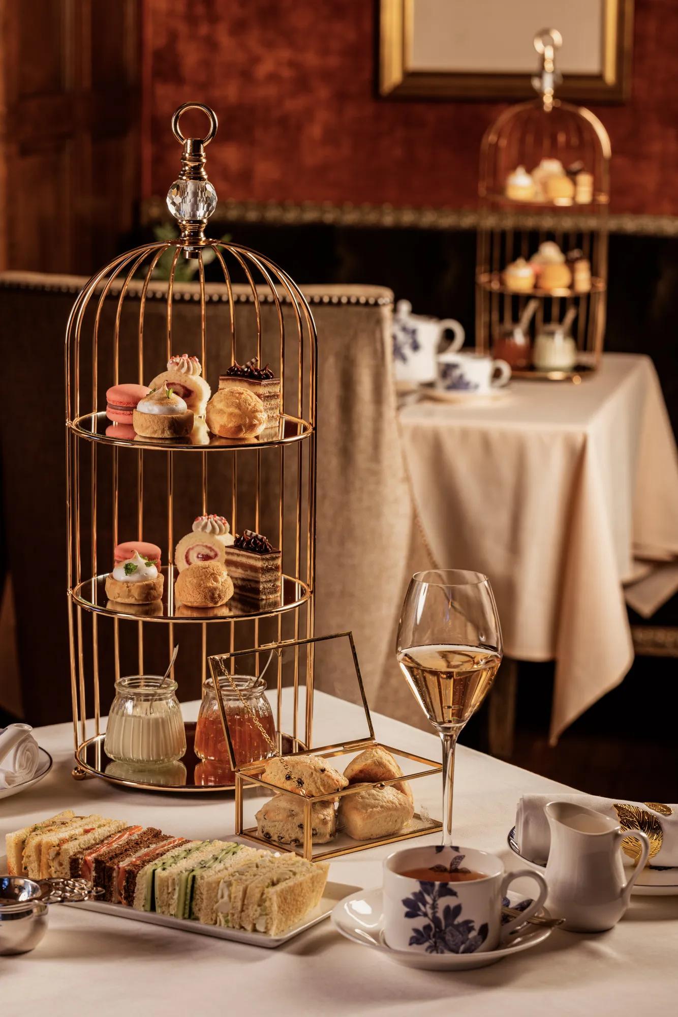 Restaurant afternoontea
