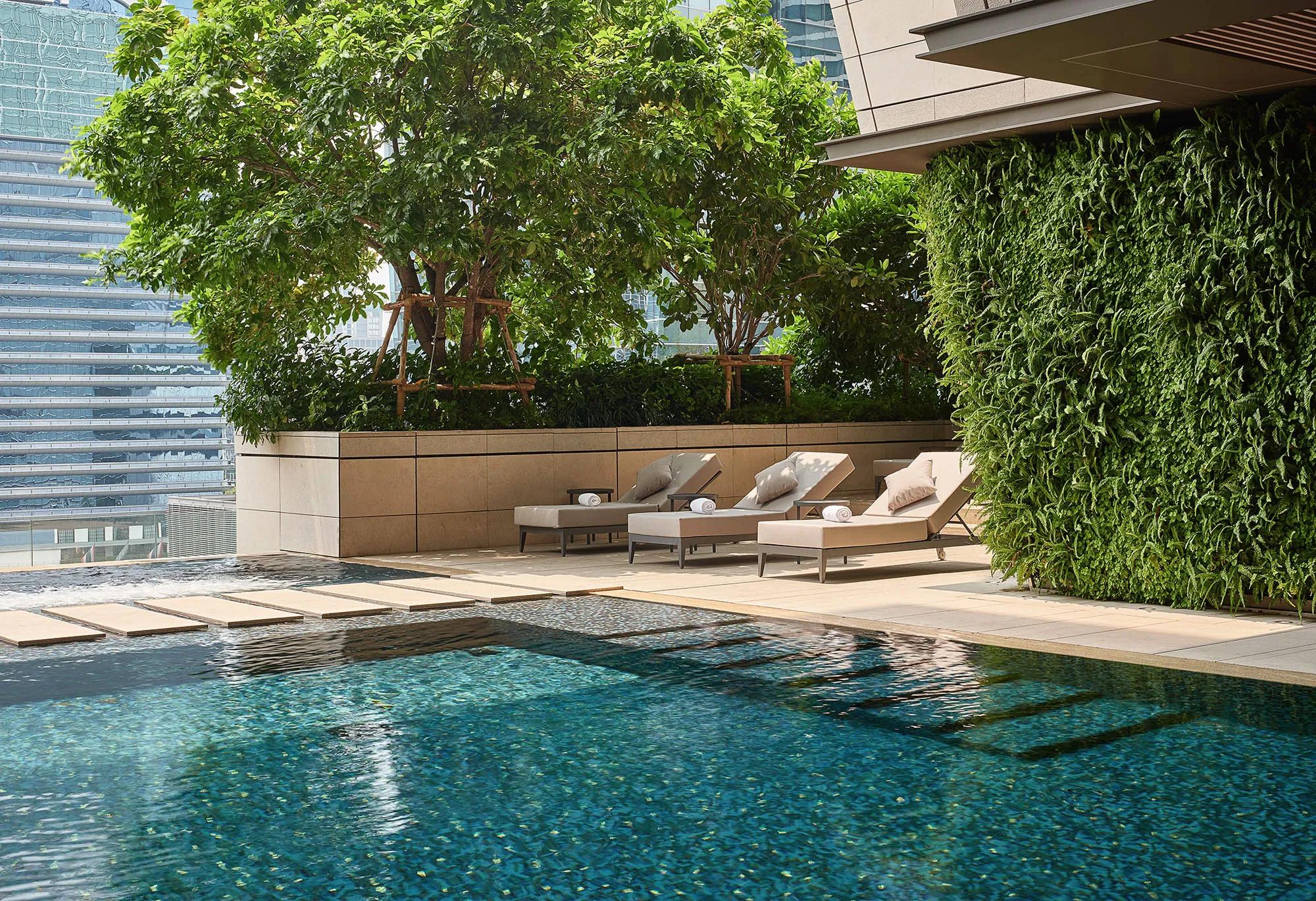 Rosewood Bangkok Swimming Pool