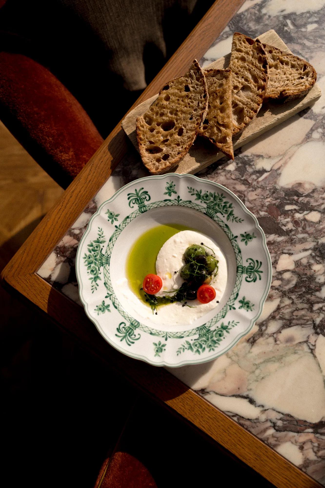 Business Lunch At Neue Hoheit