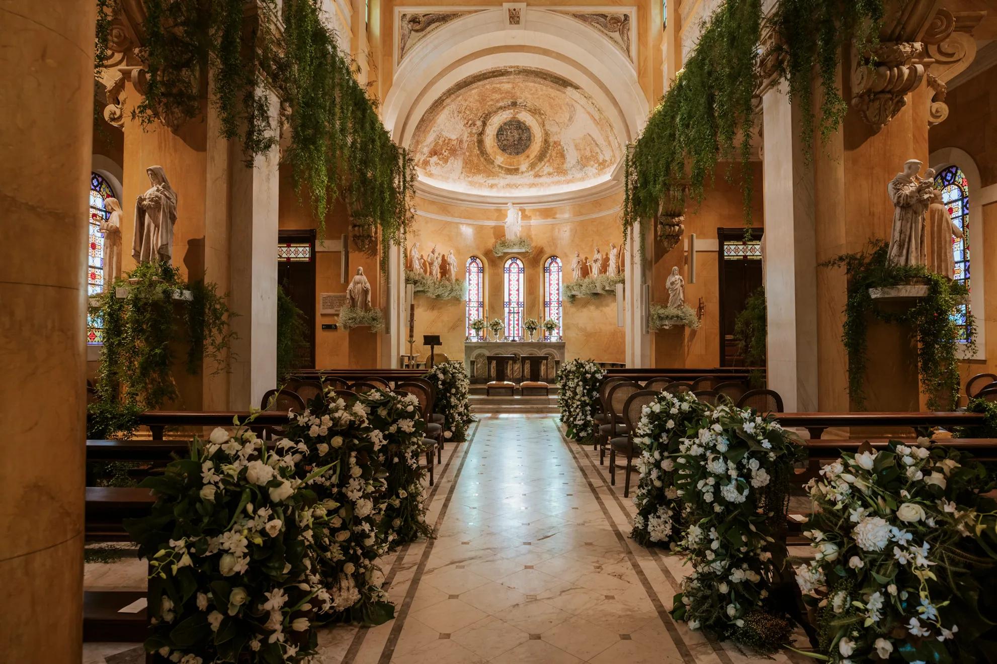 An image of the interior of the Santa Luzia Chapel at Rosewood São Paulo 