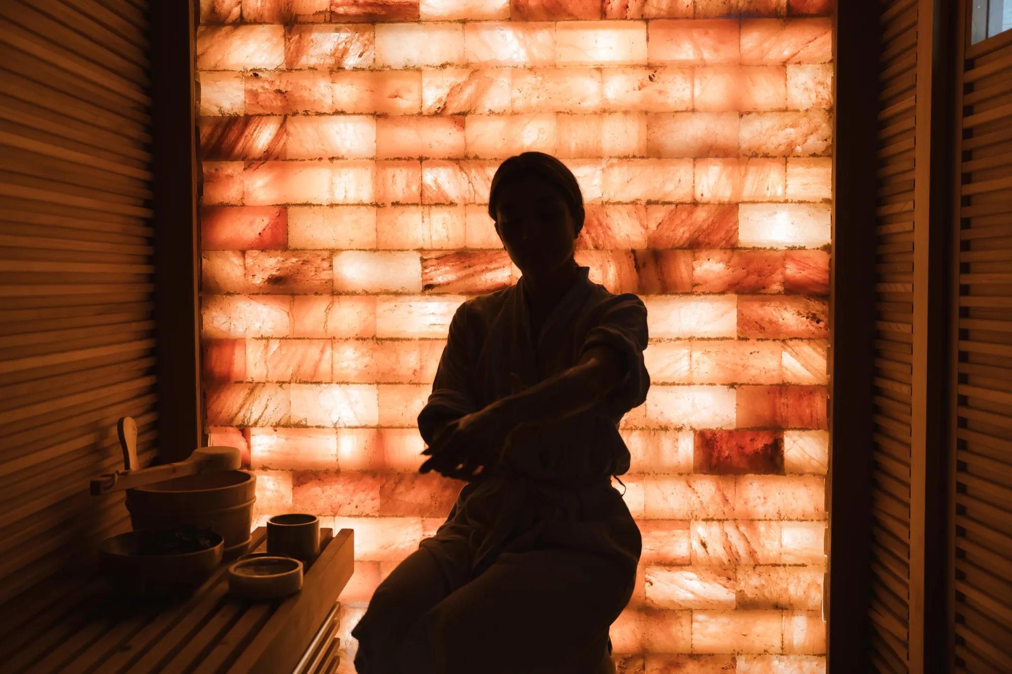 Wellness Asaya Himalayan Sauna Room