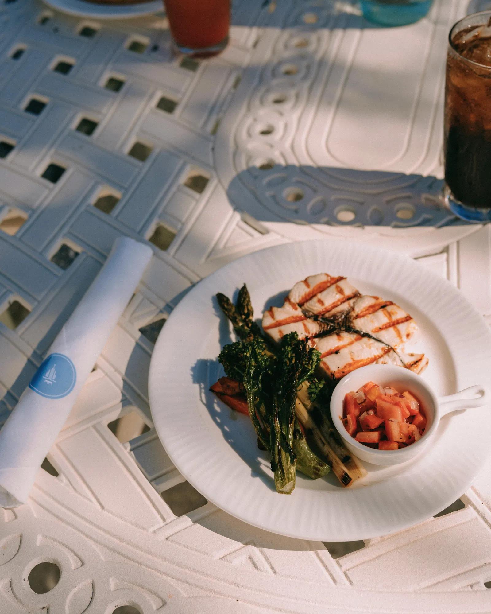 FB Restaurant BeachClub GrilledFishVegetables