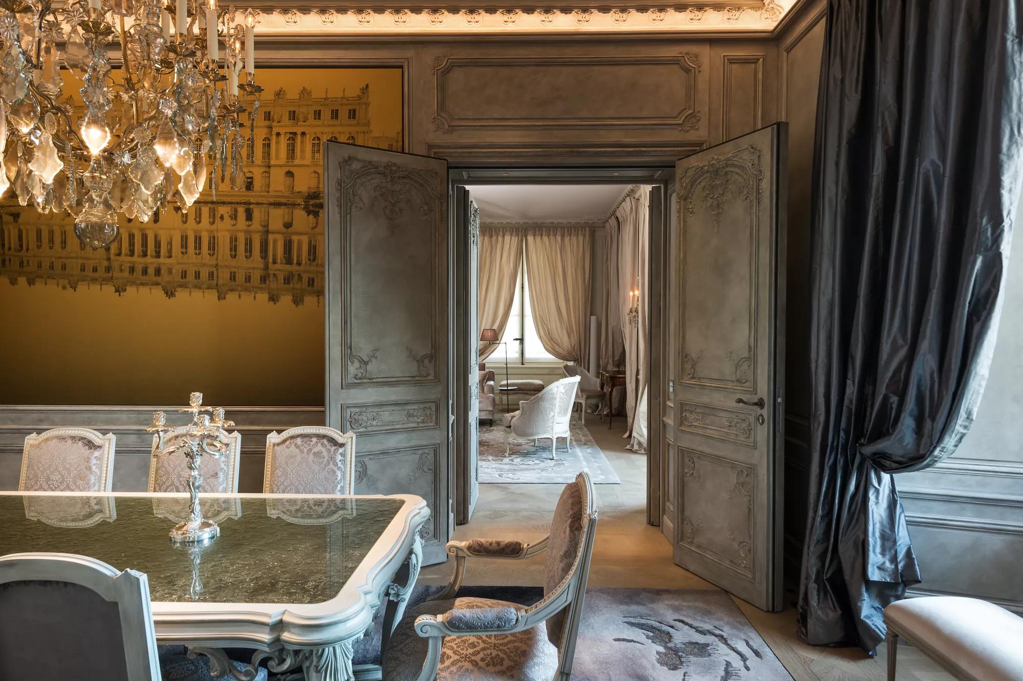 Les Grands Appartements