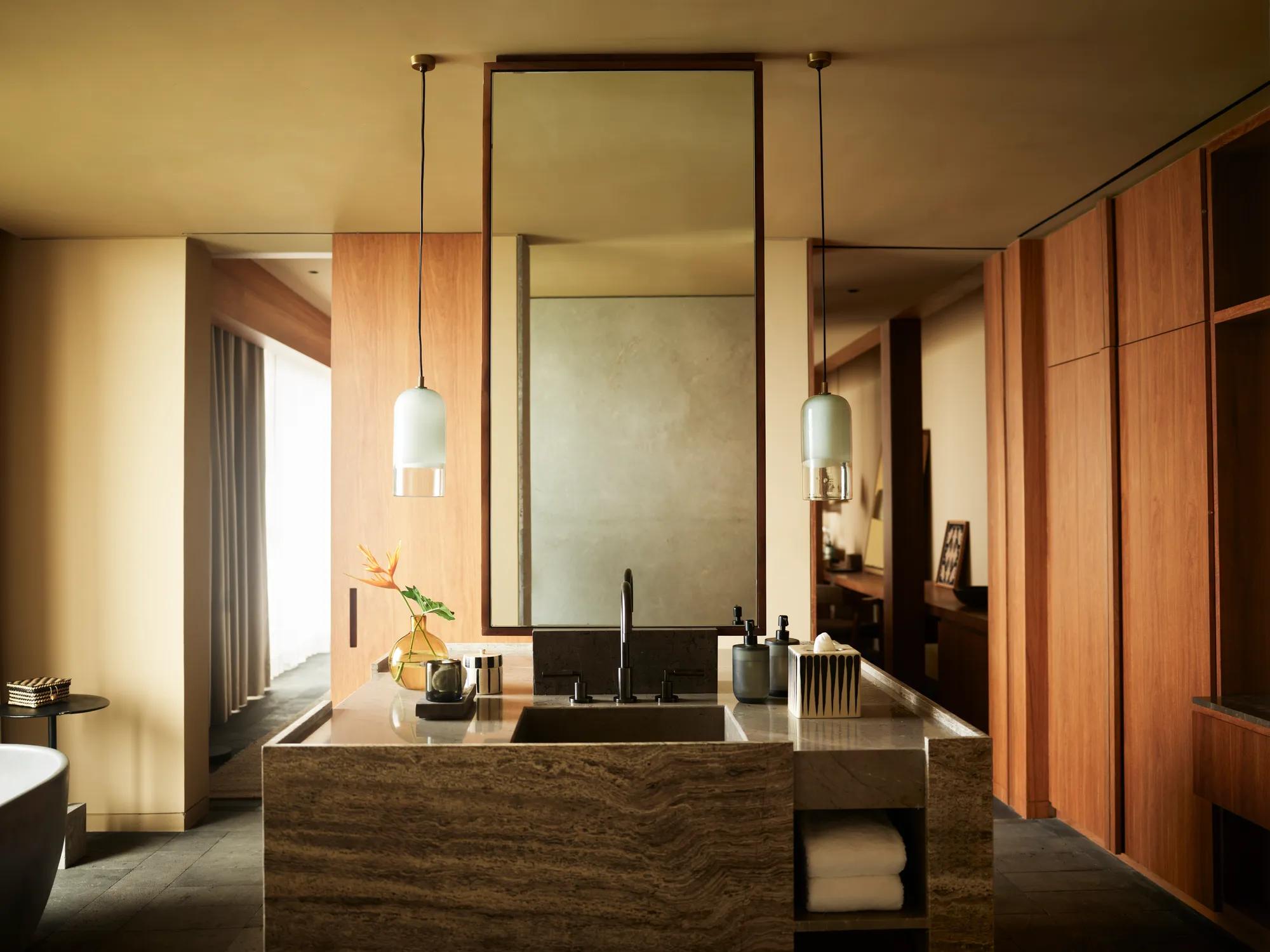 Facilities Suite Ocean View Mountain Studio Suite Bathroom