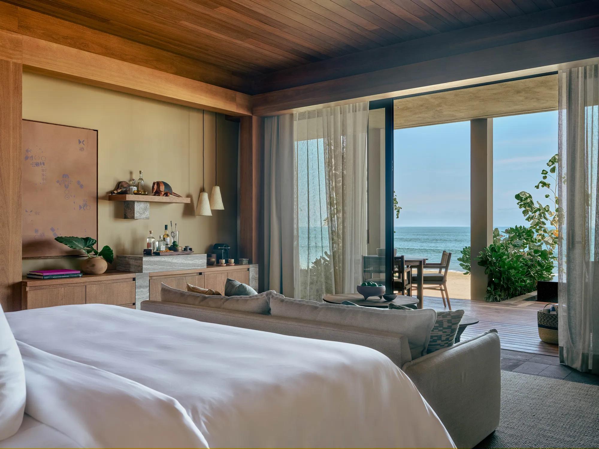 Beachfront Studio Suite Bedroom