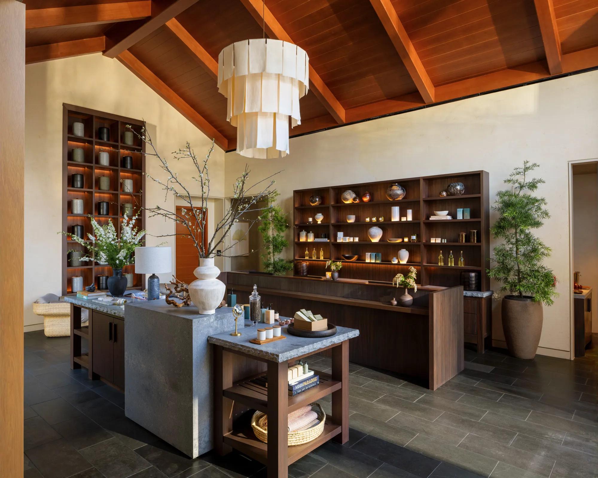 FACILITIES ASAYASPA LOBBY