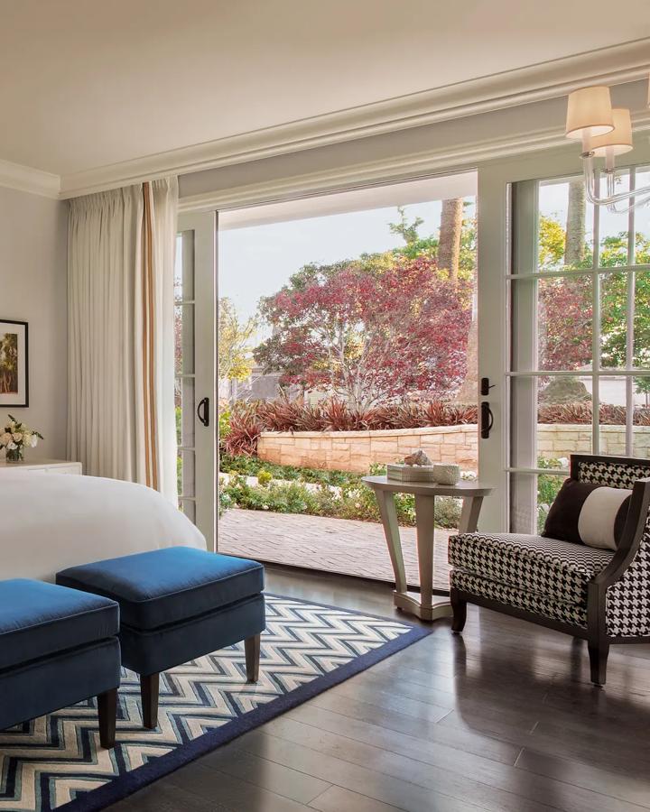 Accommodations LanaiKing Room