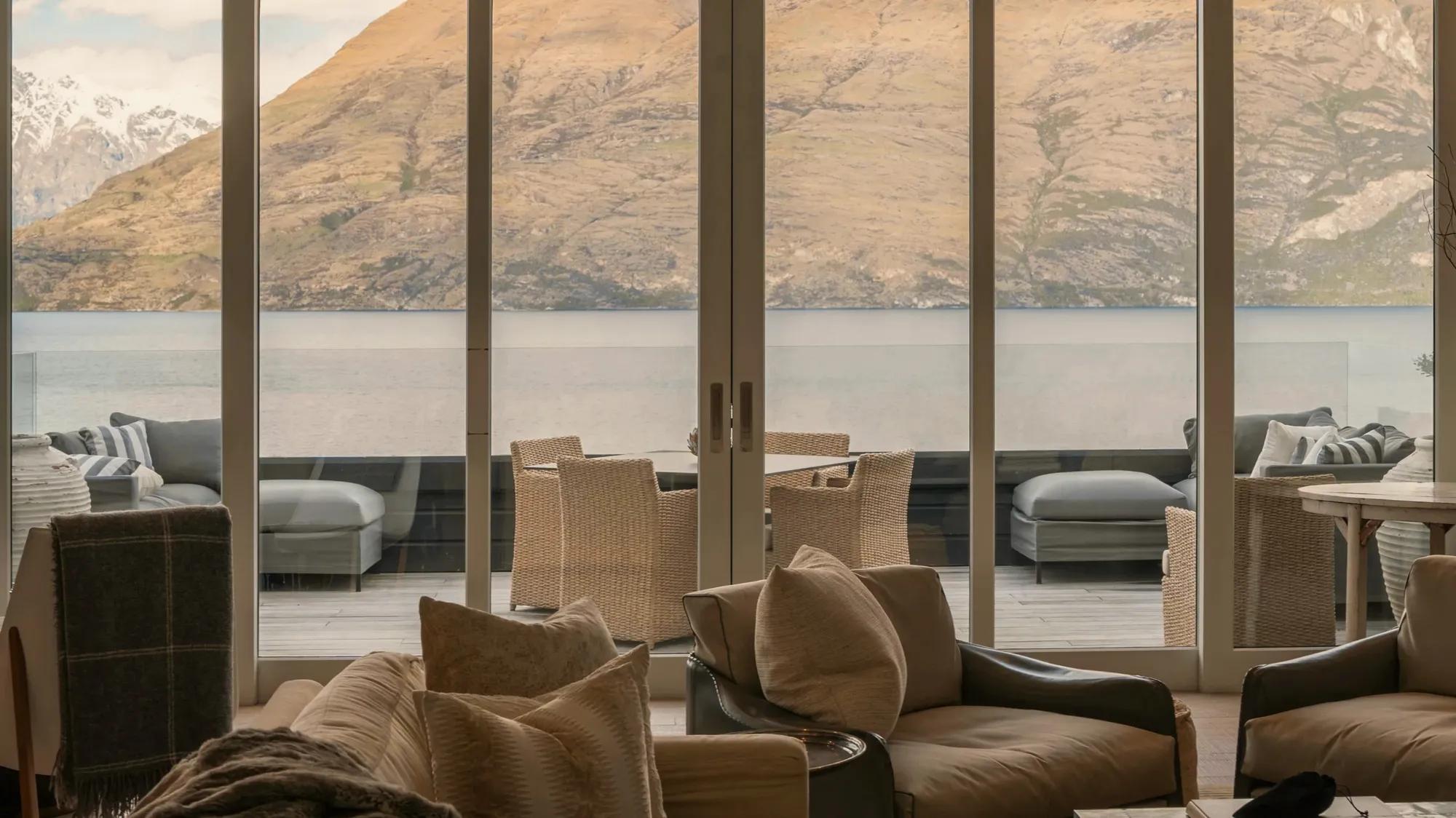 Ultimate New Zealand​