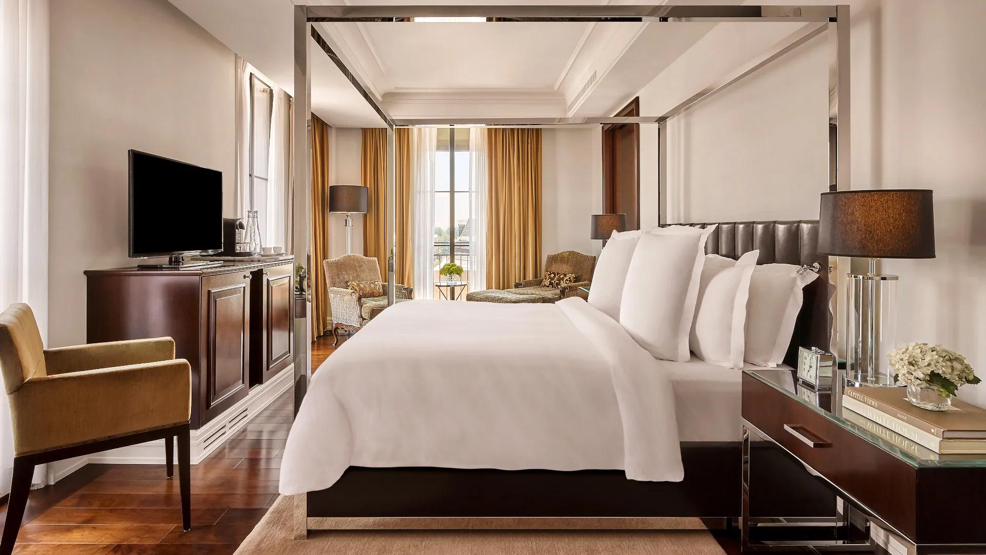 Facilities Room RoomType Premier Corner RM312 2