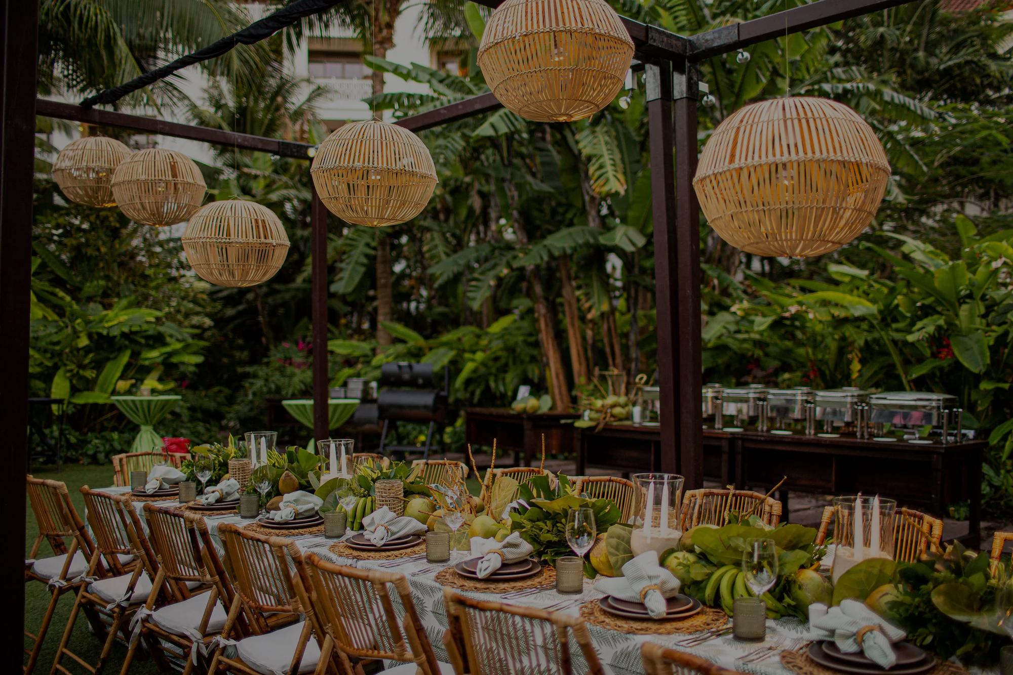 Rosewood Baha Mar presents a choice of indoor venues and outdoor settings for meetings, retreats, incentives, intimate private gatherings, family reunions and celebrations.