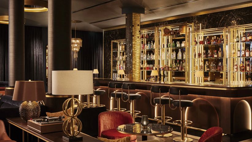 bar montez interior