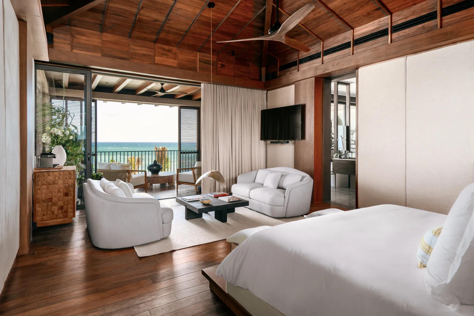 Beachfront Six Bedroom Villa