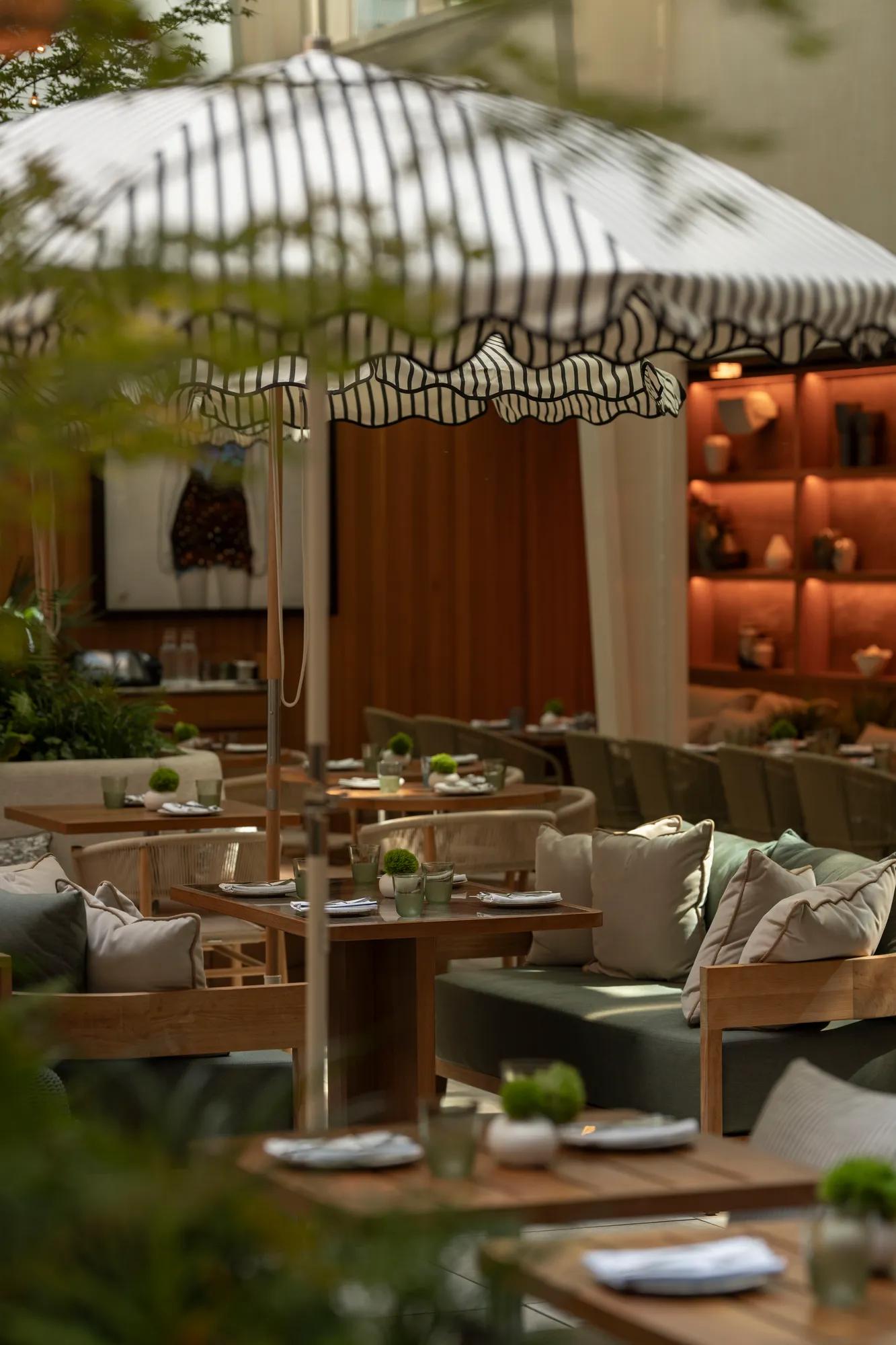 Restaurant in a garden setting