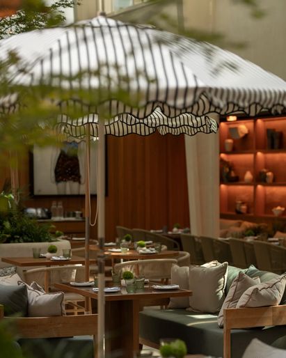 Restaurant in a garden setting