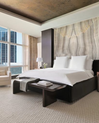 RoyalSuite