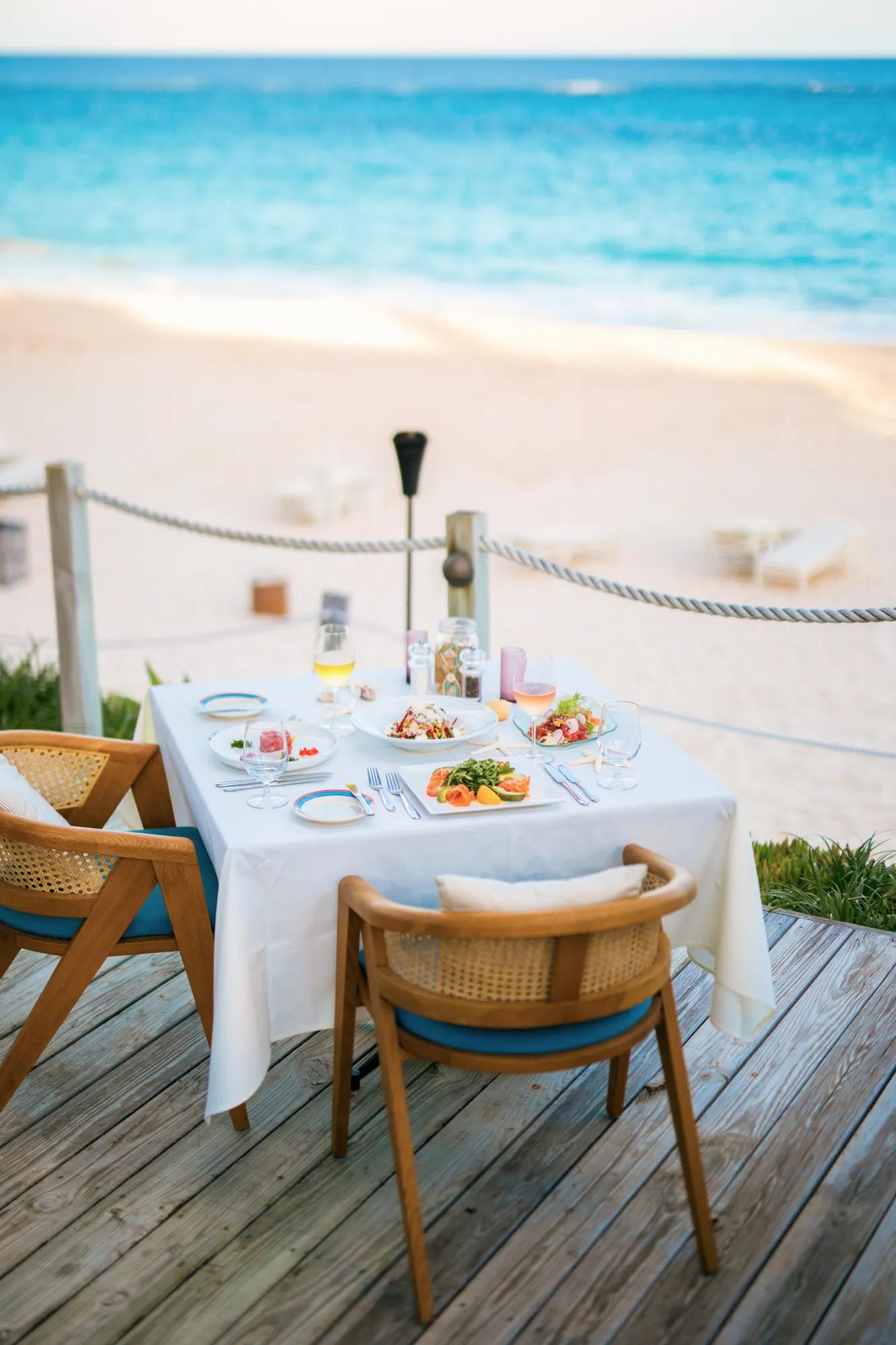 FB Restaurantt BeachClubRestaurant DiningTables OceanView