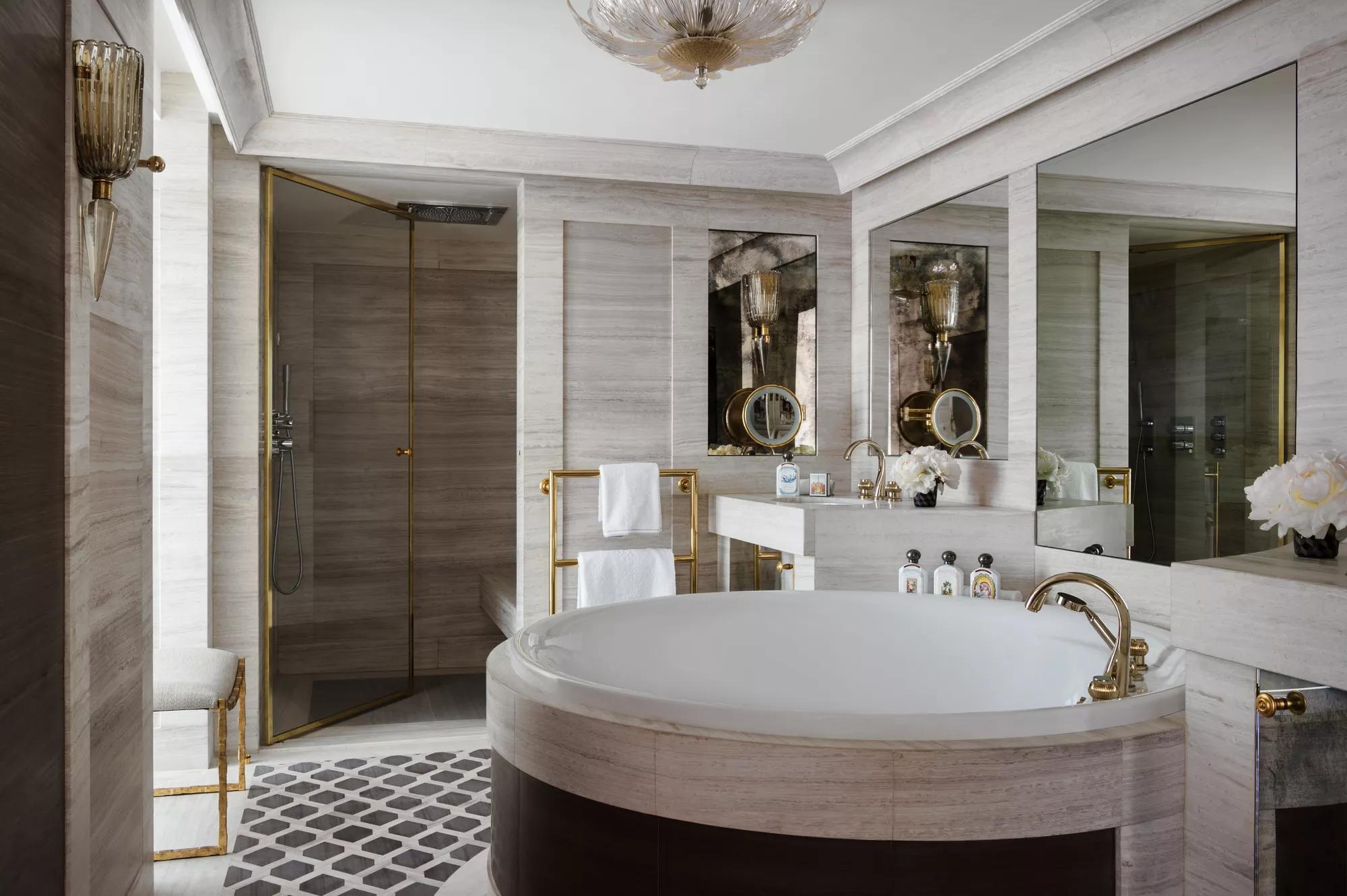 Suite Bernstein bathroom