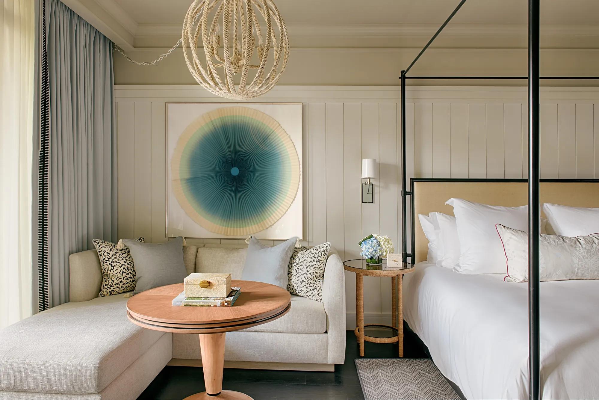 RoomsAccommodations S M DeluxeRoom King 1