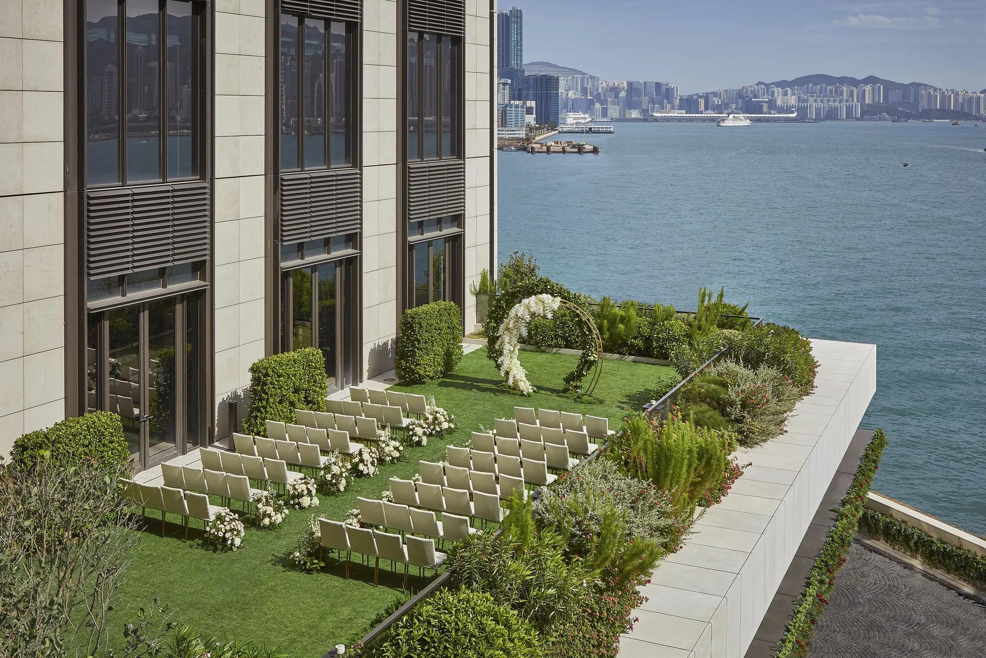 The Lawn at Rosewood Hong Kong