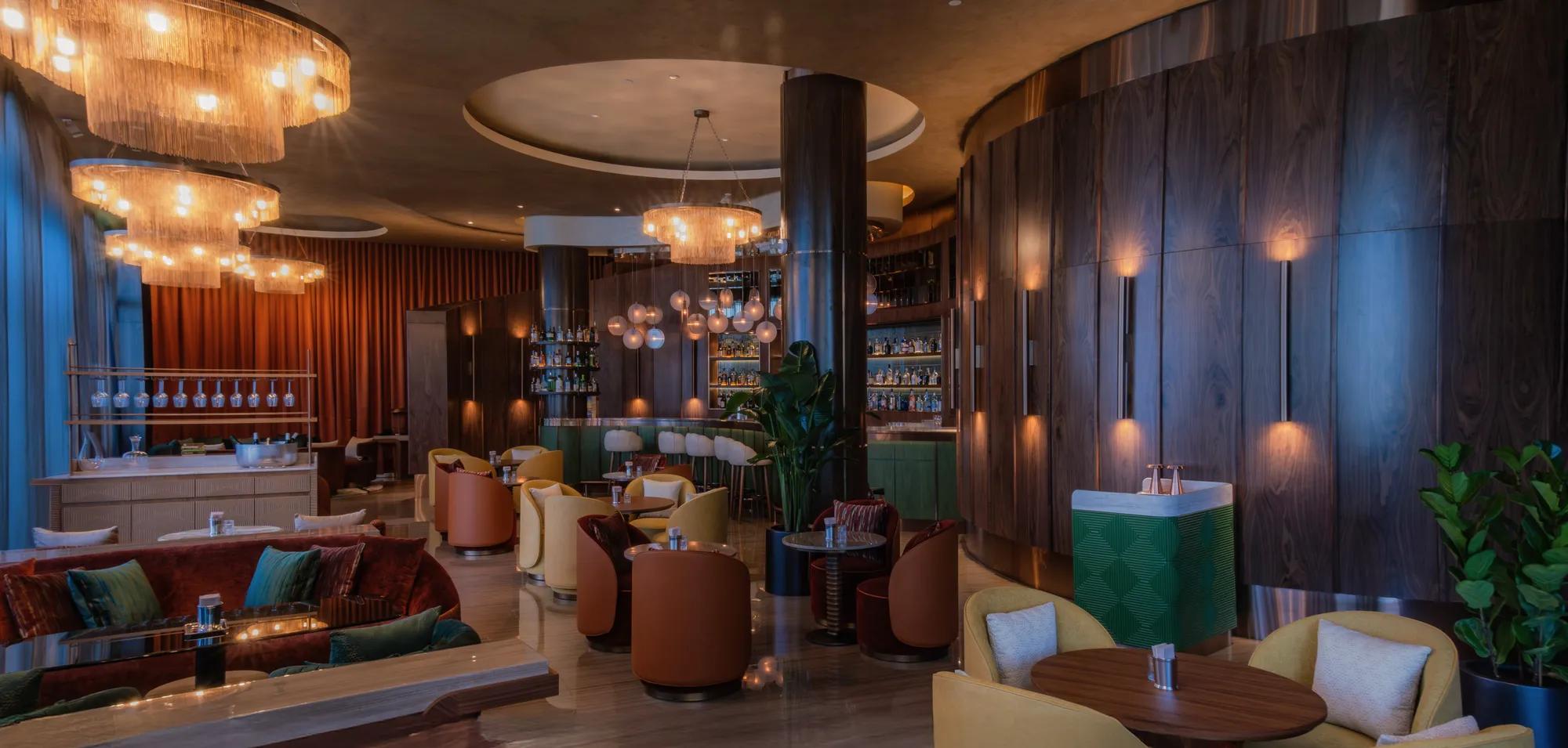 A refined hideaway for bespoke gin cocktails and timeless sophistication 